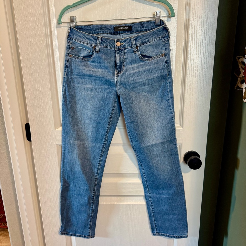 Liverpool Jeans Company Women's Light Blue Straight Leg Jeans